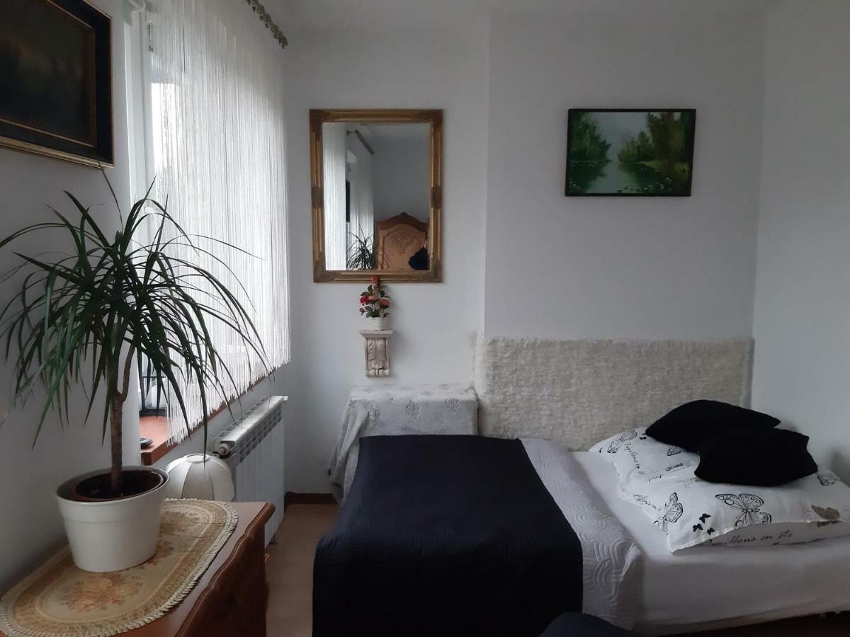 Zajazd Ponikiew - Noclegi Wadowice Exterior foto