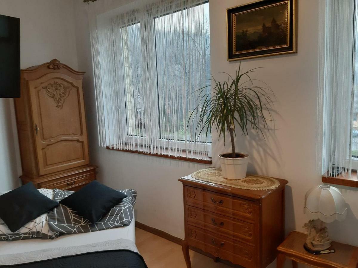 Zajazd Ponikiew - Noclegi Wadowice Exterior foto