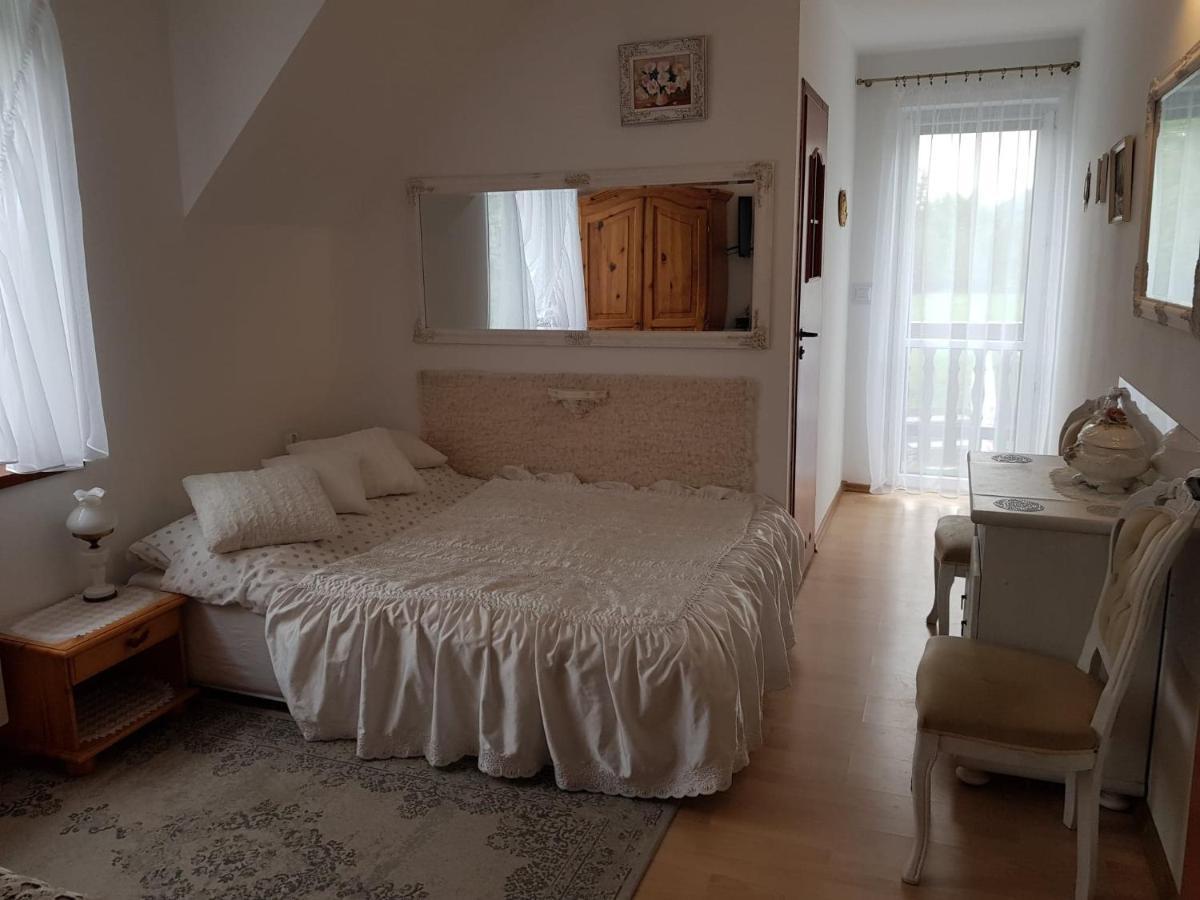 Zajazd Ponikiew - Noclegi Wadowice Exterior foto