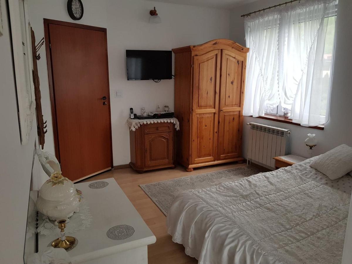 Zajazd Ponikiew - Noclegi Wadowice Exterior foto